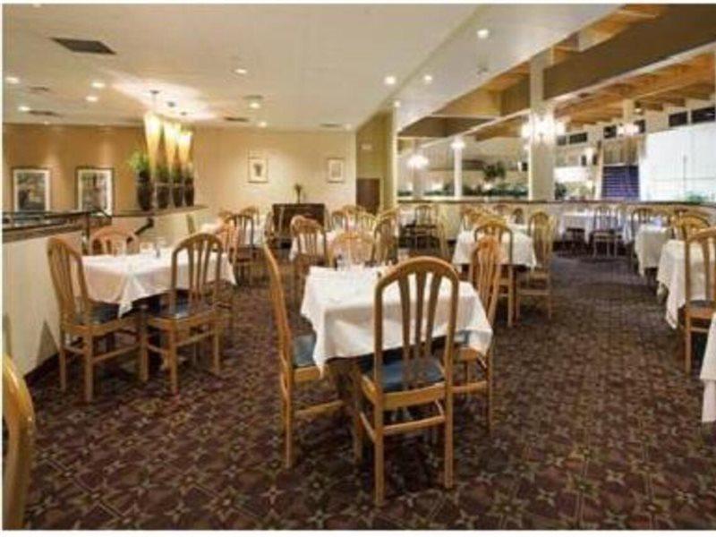 Ramada Inn Lafayette Conference Center Exteriör bild