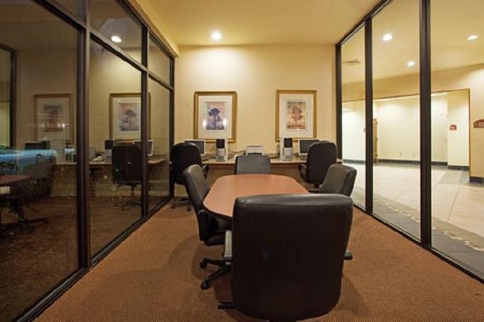 Ramada Inn Lafayette Conference Center Exteriör bild
