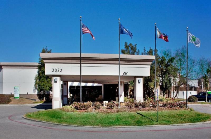 Ramada Inn Lafayette Conference Center Exteriör bild
