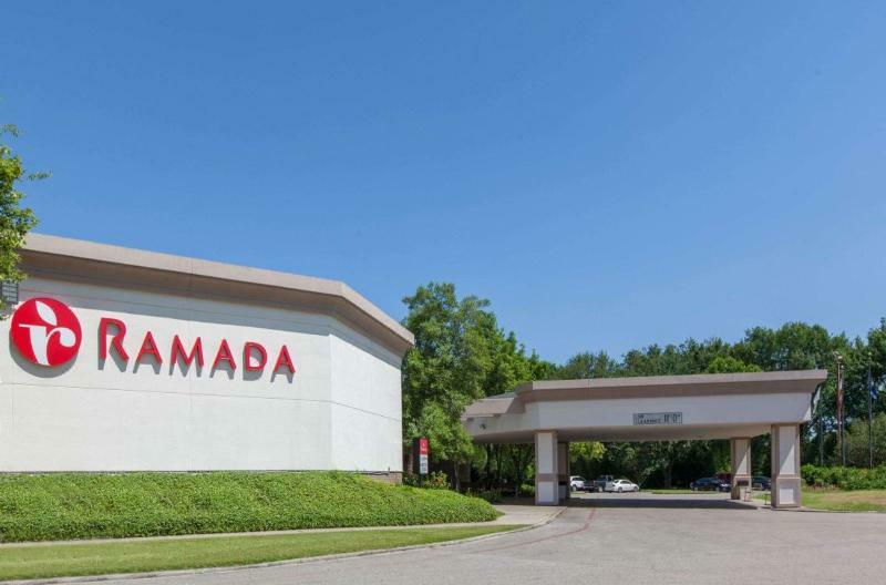 Ramada Inn Lafayette Conference Center Exteriör bild